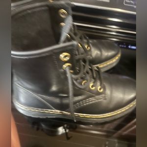 JUNIOR 1460 SOFTY T LEATHER LACE UP BOOTS